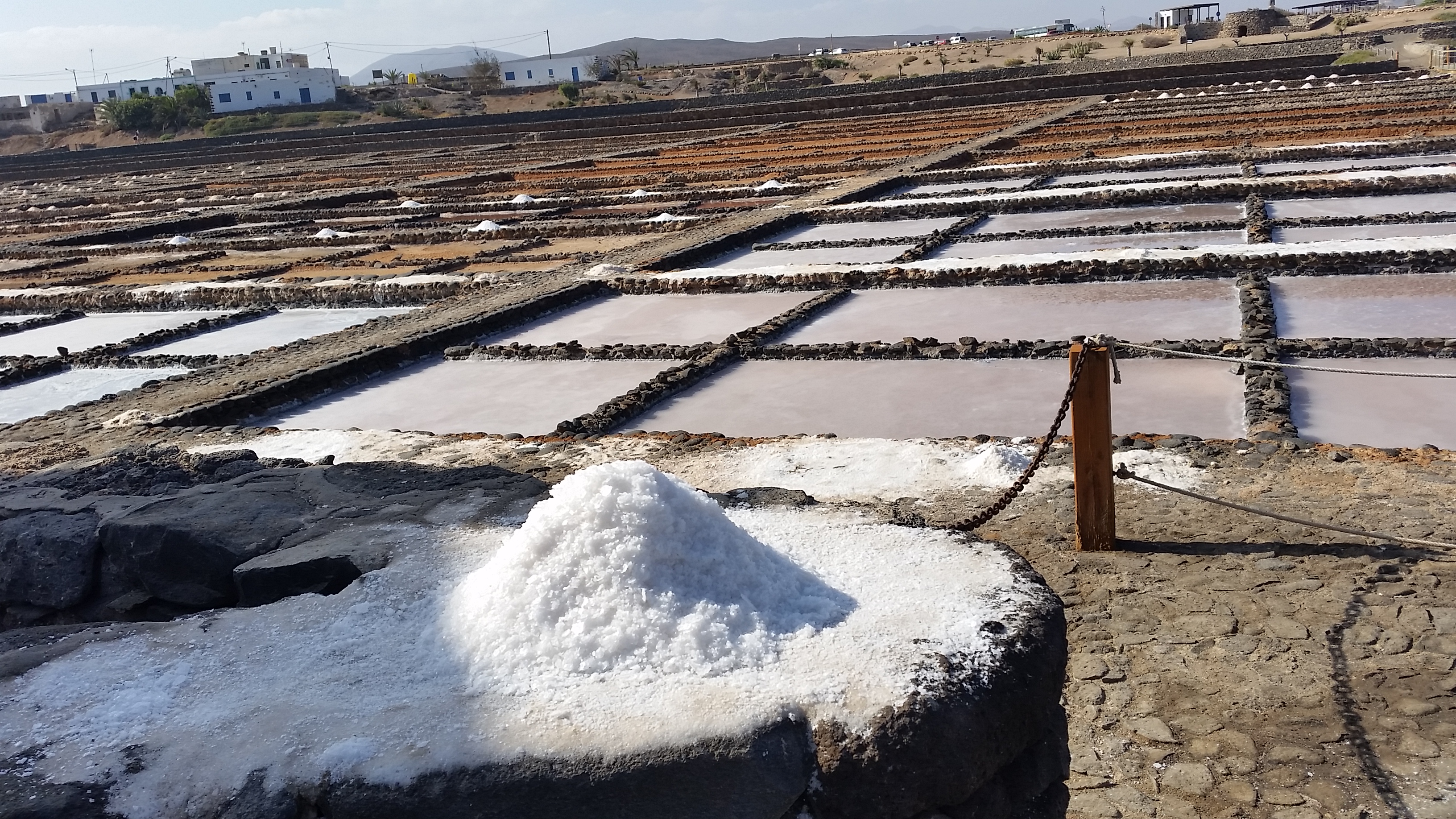 "Salzgewinnungsanlage Las Salinas, Museo del Sal auf Fuerteventua im Oktober 2014"